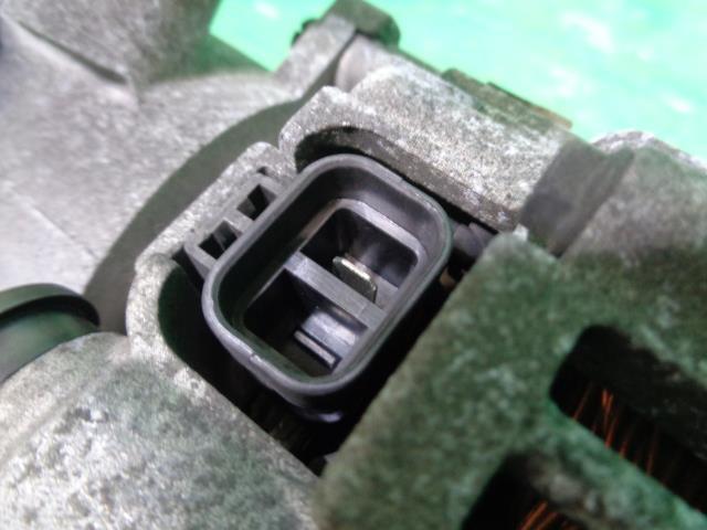 エルフ PB-NKR81AN オルタネーター ダンプ　標準キャブ　低床　24V 4HL1 890 8-97351-572-0_画像4