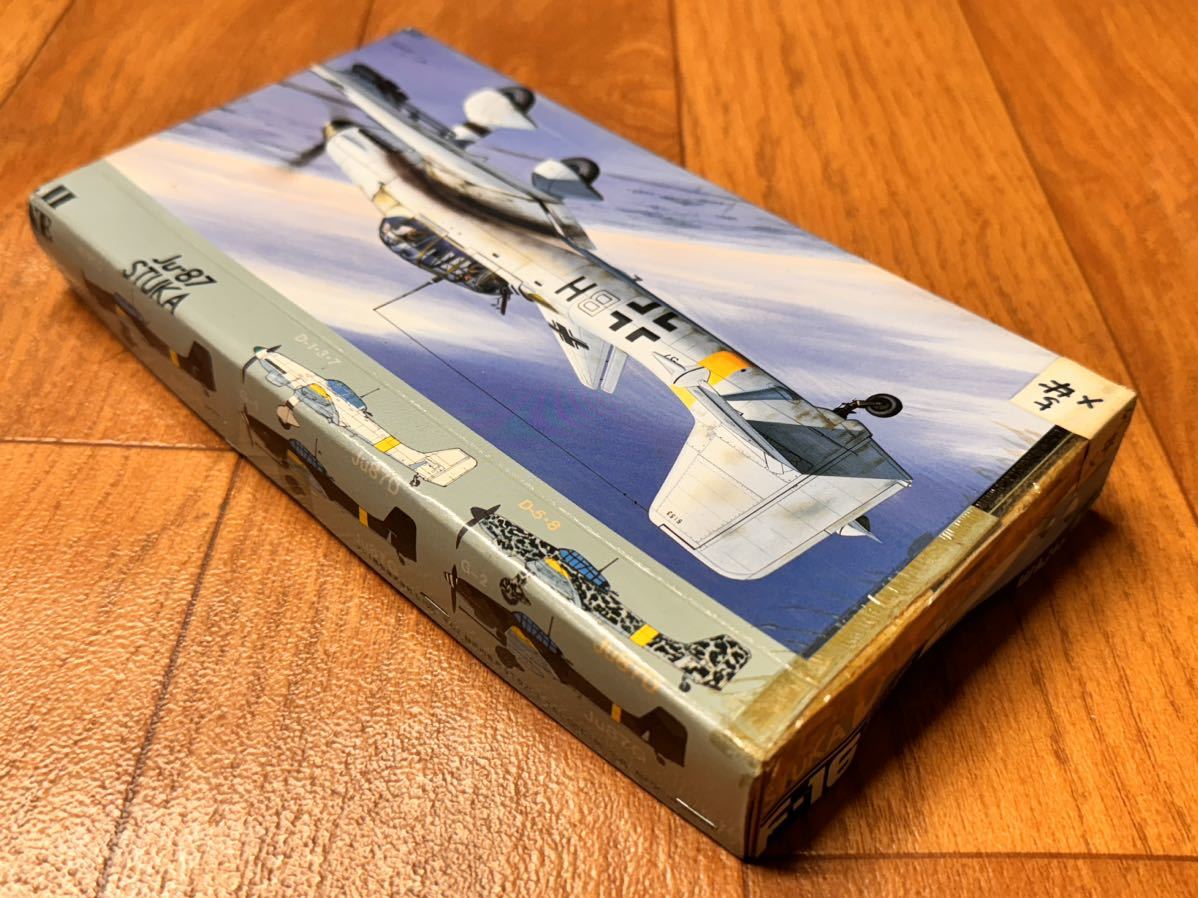 01073 複数封入品 1/72 フジミ F-16 ユンカース Ju87 D-5 D-8 スツーカ ホワイトミルク x4 未組立品 フジミ模型株式会社 FUJIMI_画像6