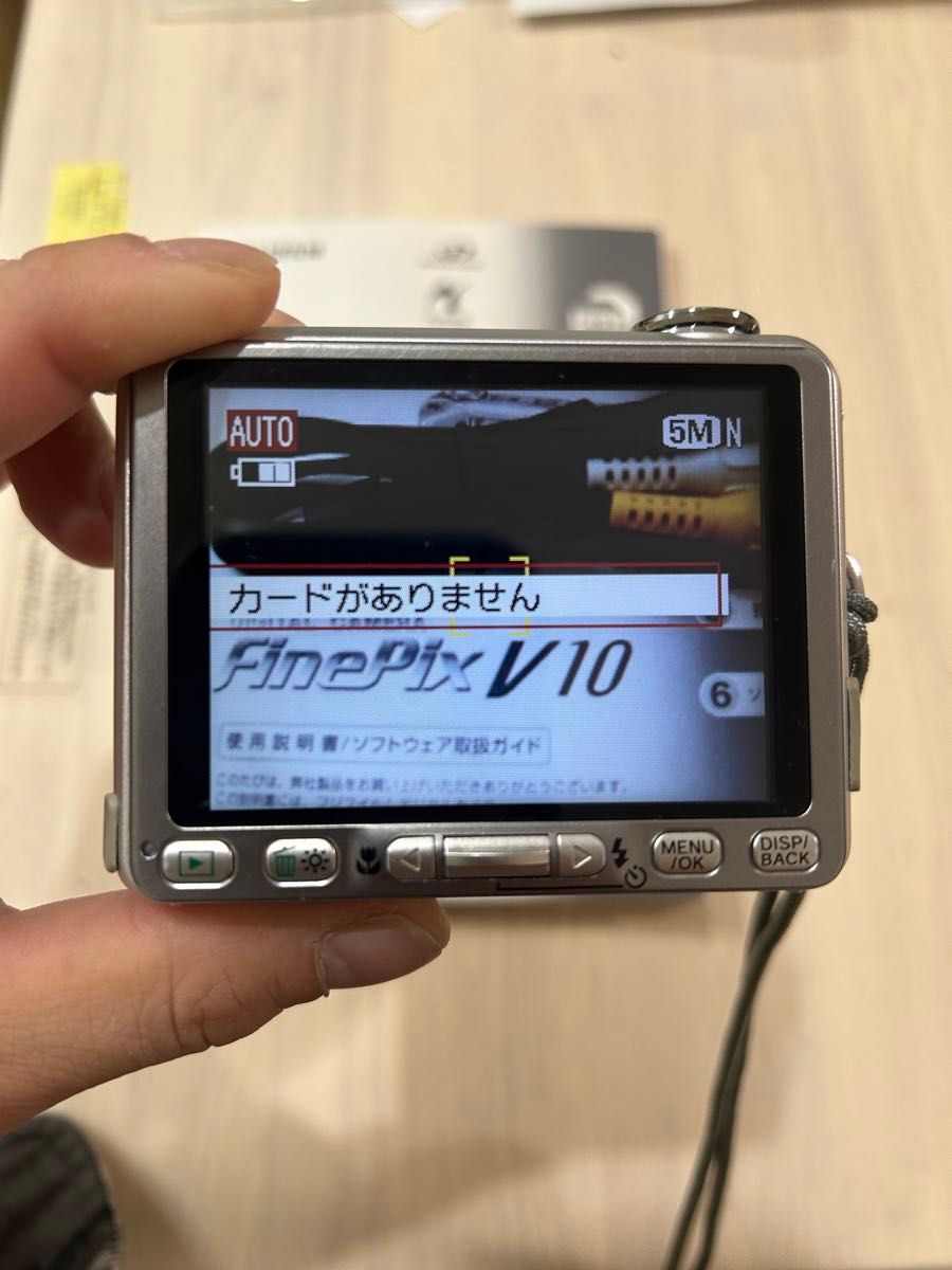 中古品 FUJIFILM FINEPIX V10 動作確認済 取説 充電ケーブル 中古品 FUJIFILM FINEPIX V10 動作確認済 取説 充電ケーブル