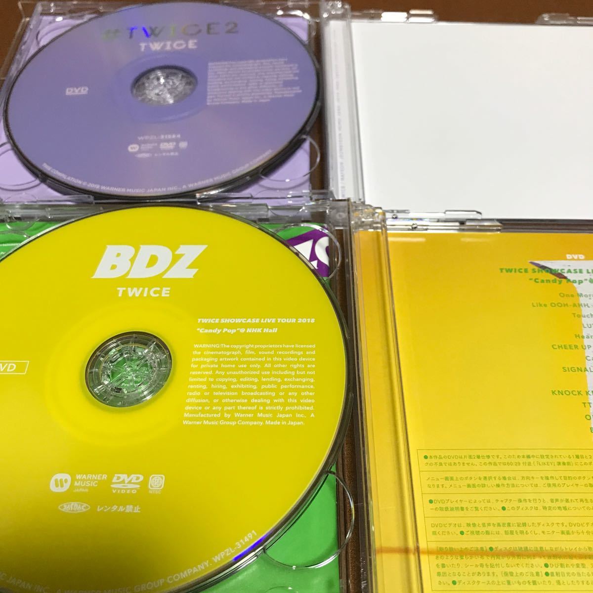 水星価格！TWICE & # BDZ アルバム　3枚セット　CD +DVD_画像6