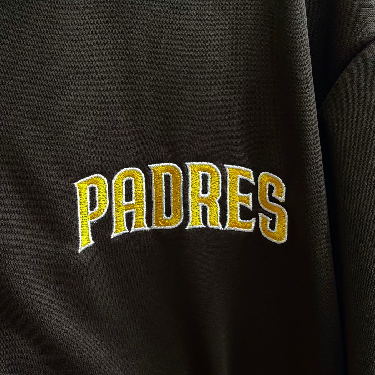希少 【L】MLB公式 パドレス 長袖トラックジャージ ダルビッシュ 希少 【L】MLB公式 パドレス 長袖トラックジャージ ダルビッシュ