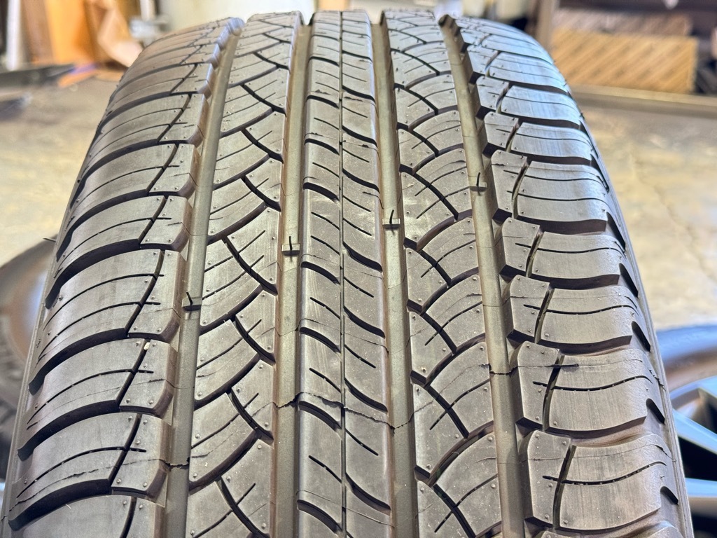 ランクル150プラド 純正ホイールタイヤセット マッドブラックED ランクル150プラド 純正ホイールタイヤセット マッドブラックED
