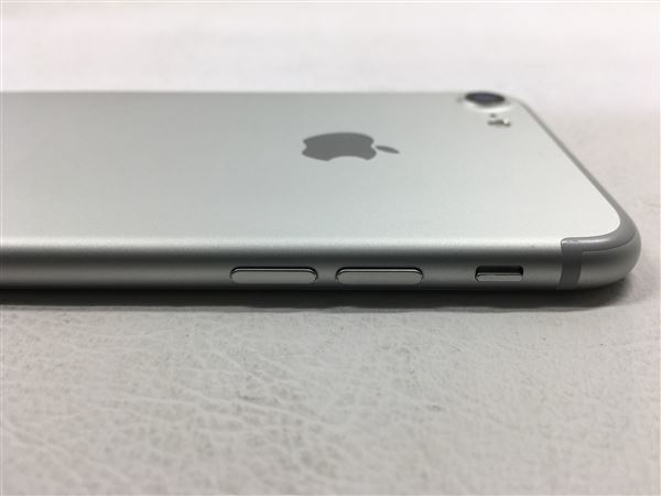 iPhone7[32GB] SIMロック解除 docomo シルバー【安心保証】_画像9