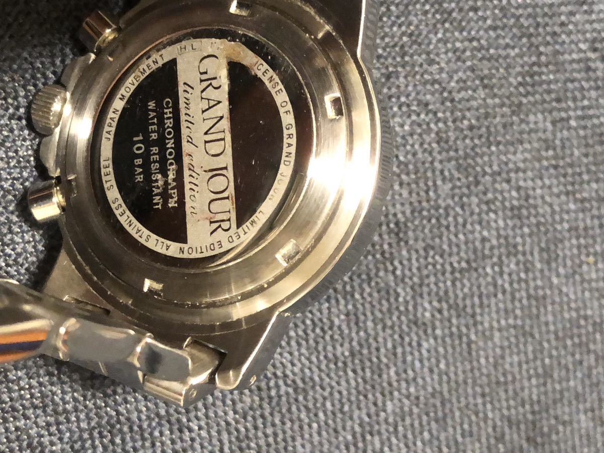 1円【商品説明】GRAND JOUR 腕時計 LIMITED EDITION 文字盤レッド シルバーウォッチ 電池式時計_画像6