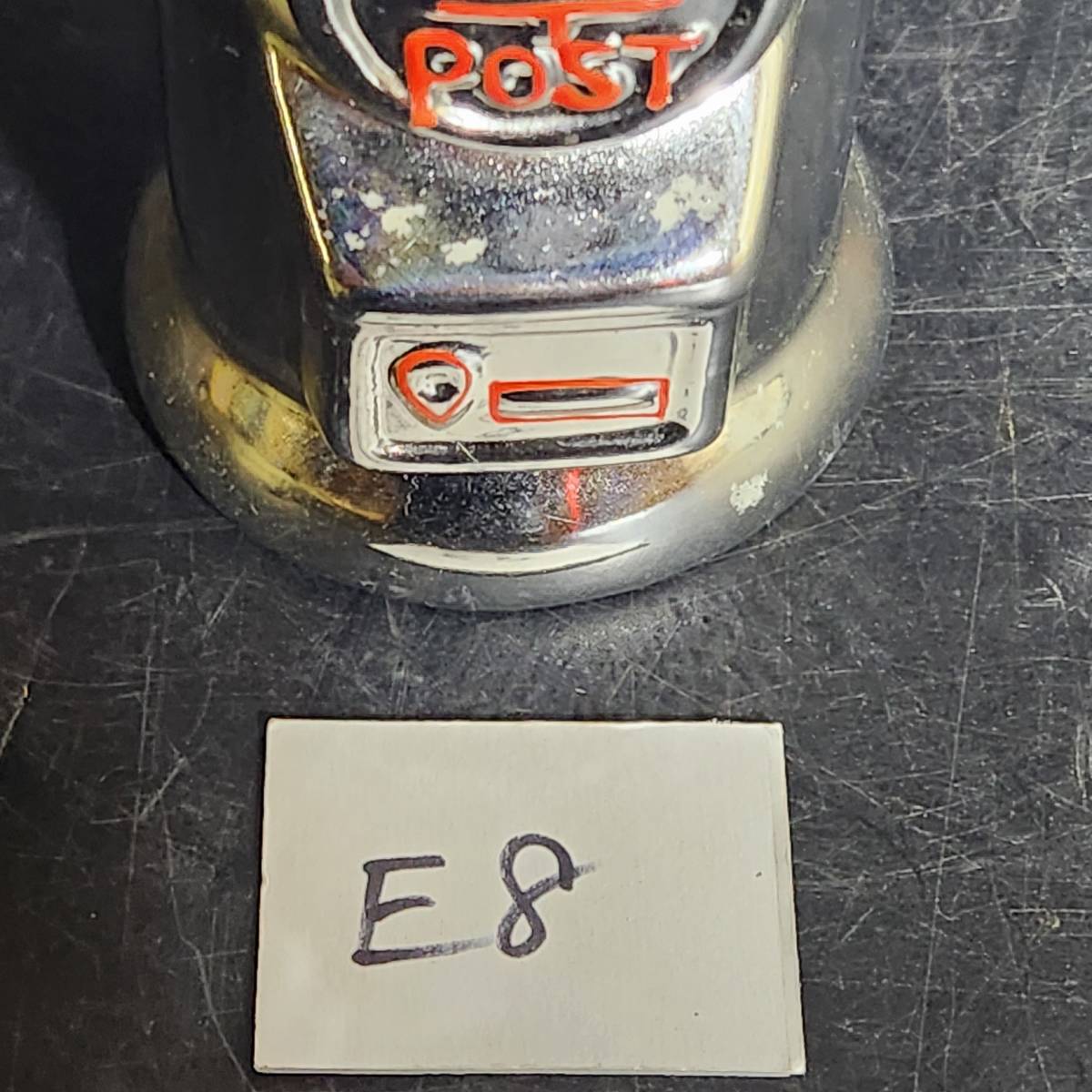 E8 貯金箱　郵便ポスト　銀色　シルバー　14㎝_画像6