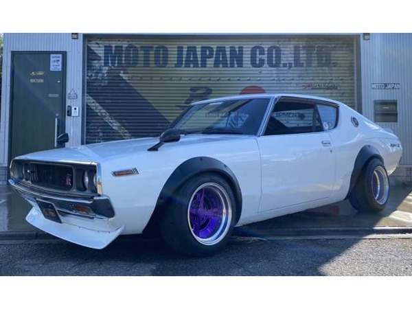 スカイラインクーペ ケンメリ　GT　L28エアコン付き_オーバーフェンダー仕様