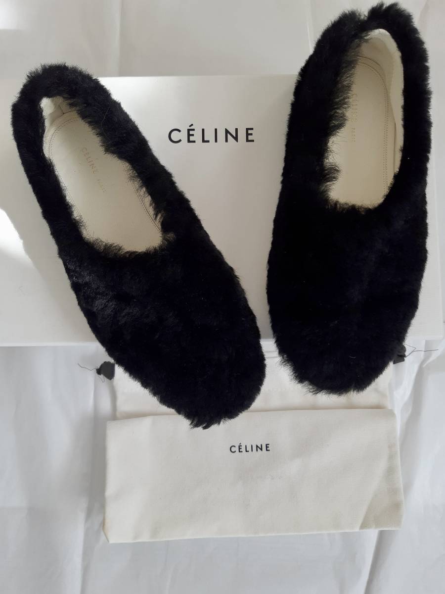 celine by PHOEBE PHILO 2018aw cozy fur slipper flat shoes セリーヌの2018年　フィービーファイロ期のムートンファーシューズです