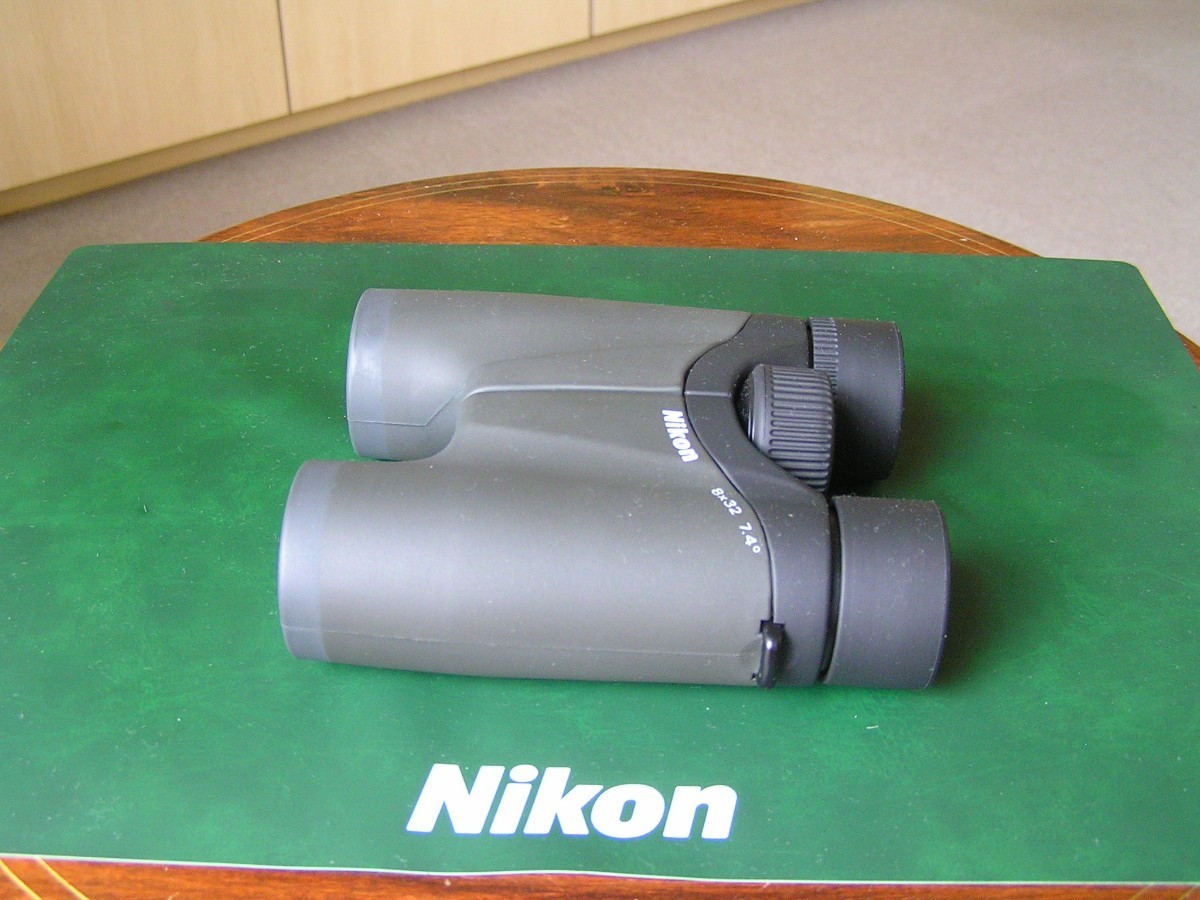  Ishikawa prefecture departure,Nikon nature observation binoculars BINOCULARS 8×32D CFe Spacio made in Japan