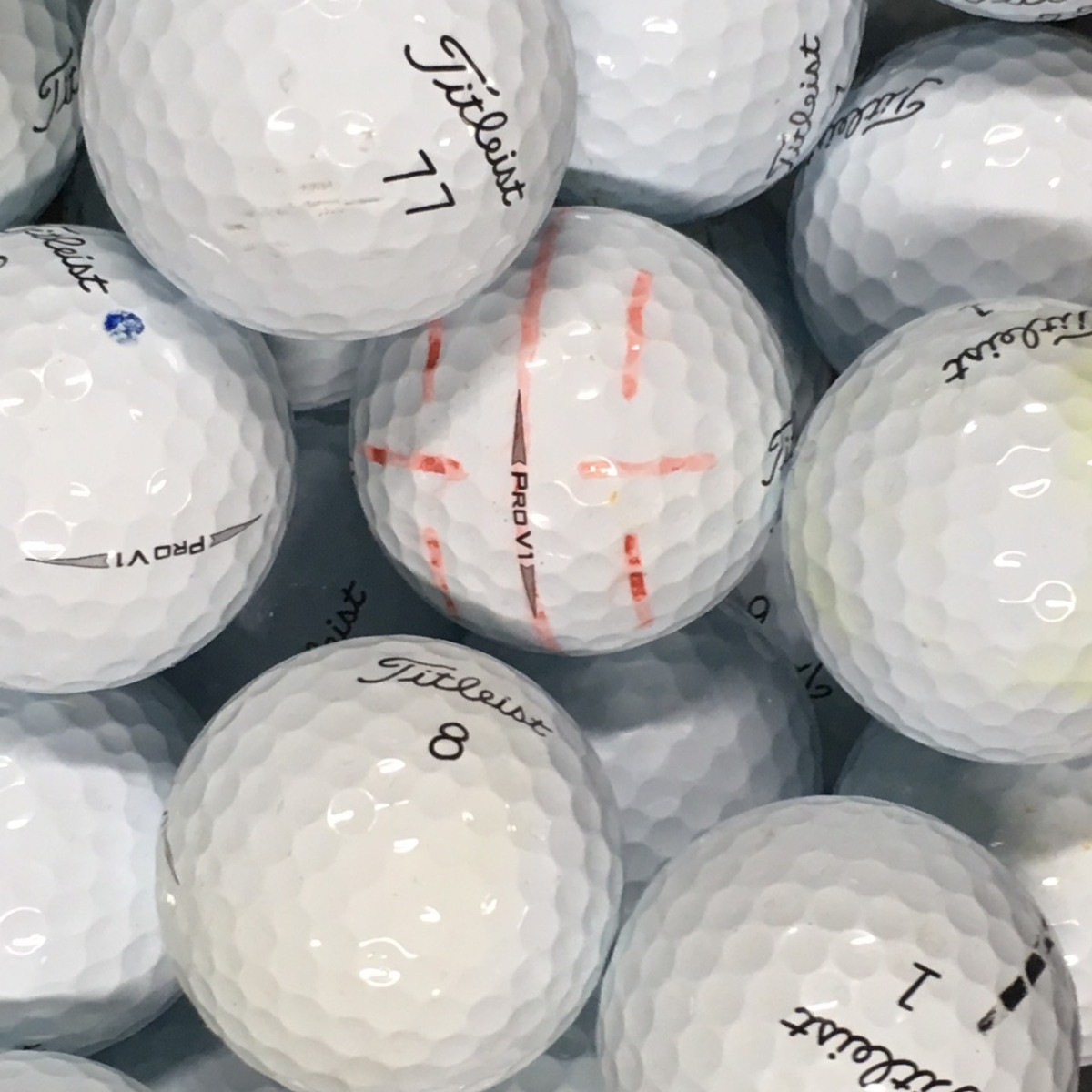 ロストボール タイトリスト PRO V1 2019年 ホワイト 30個 Bランク 中古 ゴルフボール ロスト Titleist エコボール 送料無料_画像1