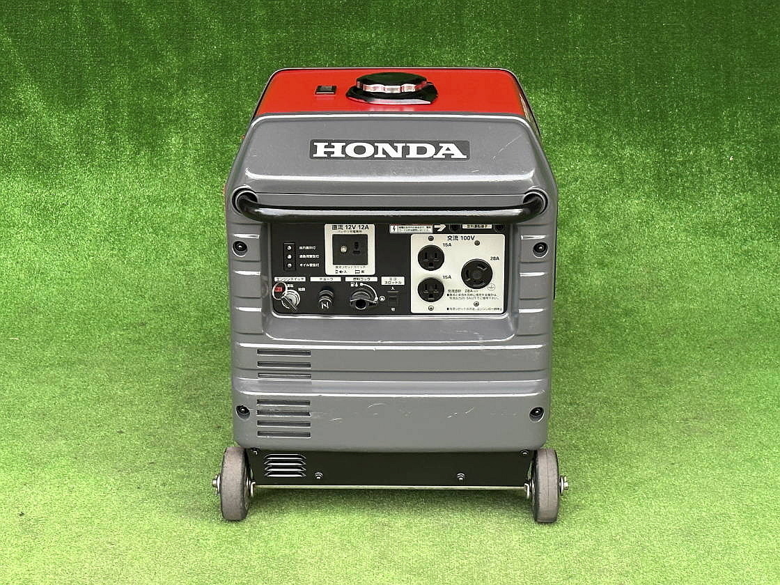  HONDA　ガソリンエンジン発電機　EU28iS　防音・インバータータイプ　出力2.8kVA　_画像2