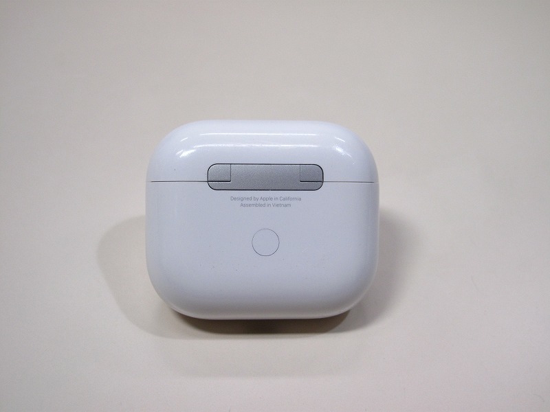 Apple純正 AirPods (第3世代 MagSafe 充電ケース) A2566 MME73J/A エアーポッズ 充電ケースのみの出品です。_画像6