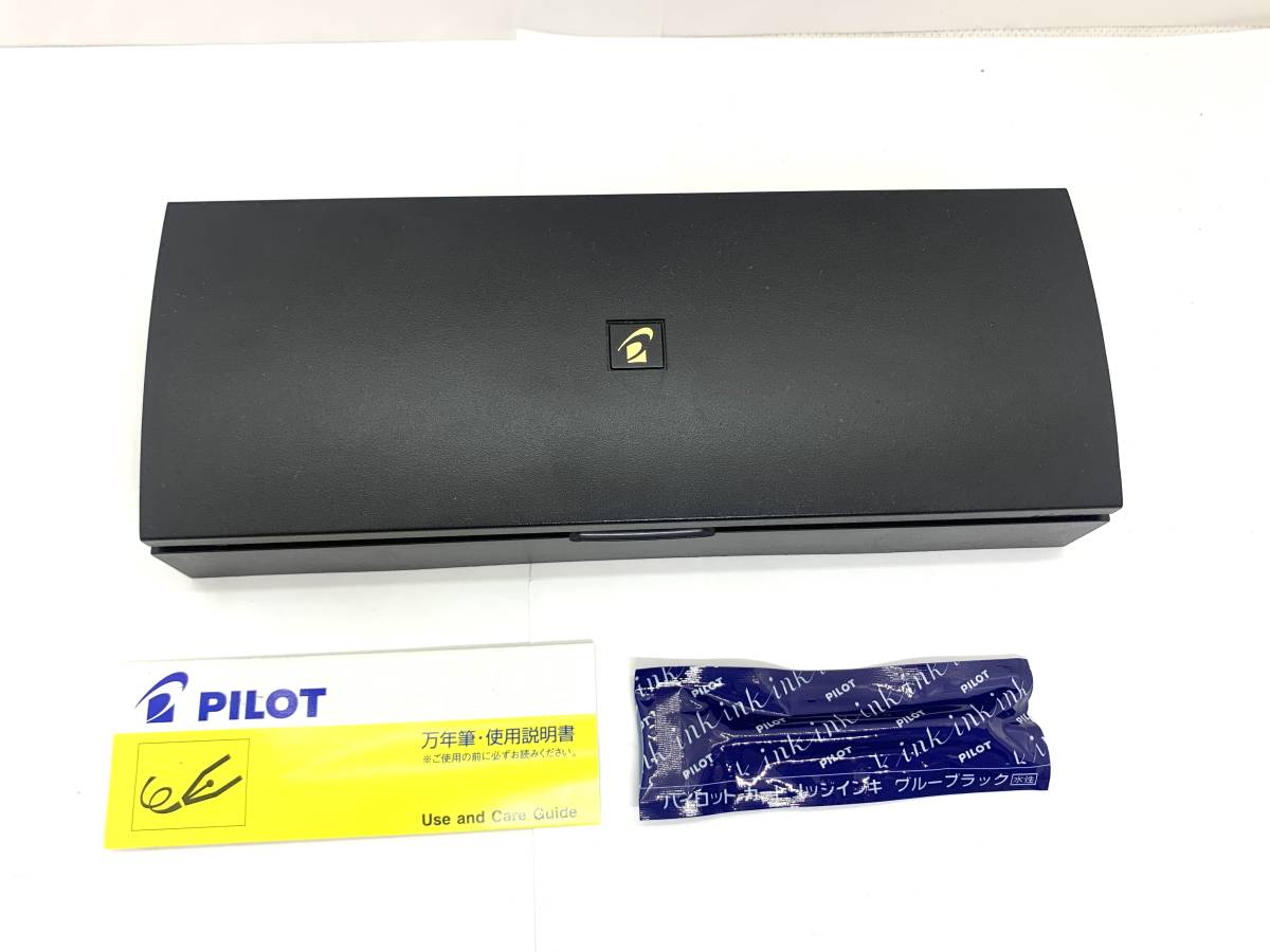 未使用保管品★PILOT パイロット 743 万年筆 CUSTOM カスタム ペン先 14K 585 黒×ゴールド カートリッジ付_画像10