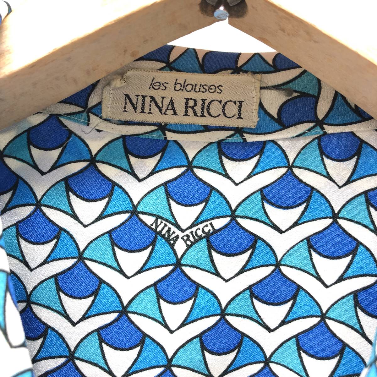 △ NINA RICCI ニナリッチ シャツ ブラウス 柄物 デザイン 長袖 レディース ファション USED品 △G72195_画像3