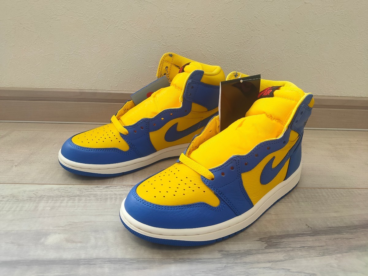 24.5cm NIKE WMNS AIR JORDAN 1 RETRO HI OG GAME ROYAL AND VARSITY MAIZE ナイキ エアジョーダン 1 レトロ ハイ エア ジョーダン 青 黄_画像2