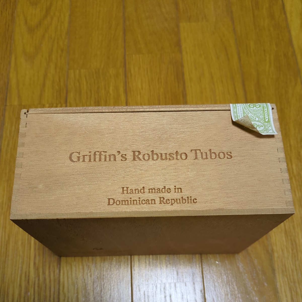 THE GRIFFIN\'S griffin cigar box tree box 