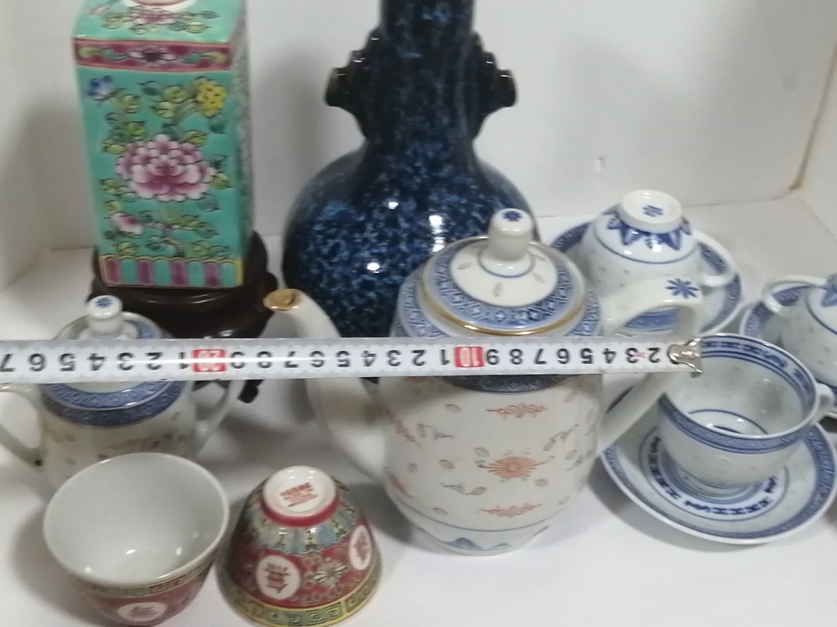 中国茶器13点 まとめて 急須 茶碗 花瓶 唐木台 カップ+ ソーサー 景德鎮製 _画像10
