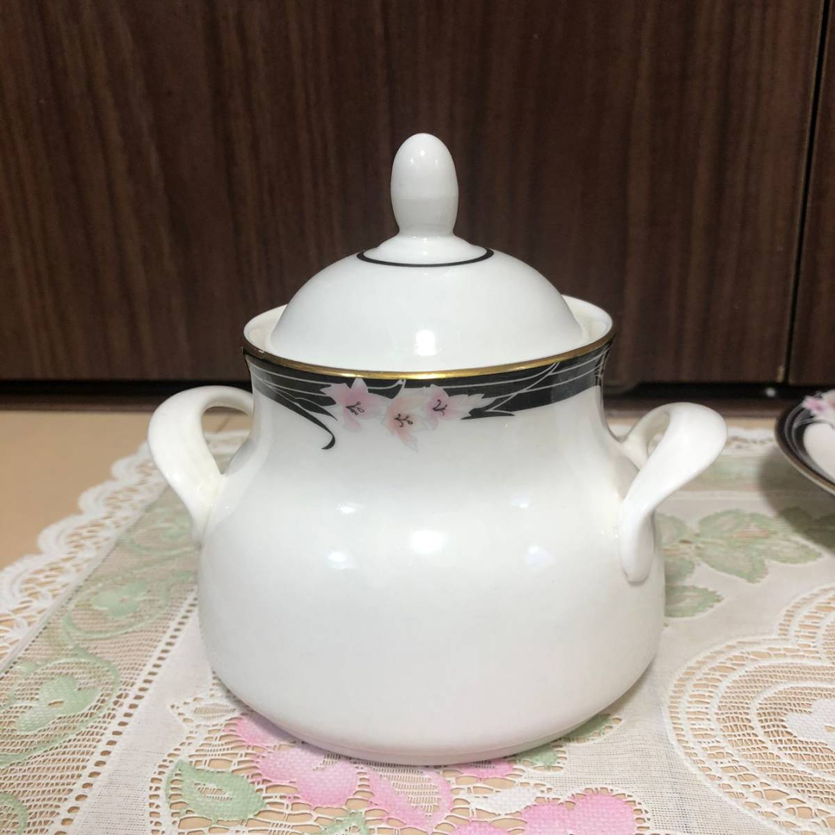 ROYAL DOULTON FINE CHINA カップ/ソーサ/ポット　10点セット_画像2