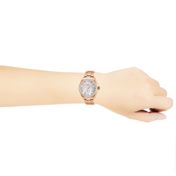 オメガ OMEGA シーマスター アクアテラ 150M 34MM 231.55.34.20.55.003 ホワイト文字盤 新品 腕時計 男女兼用_画像2