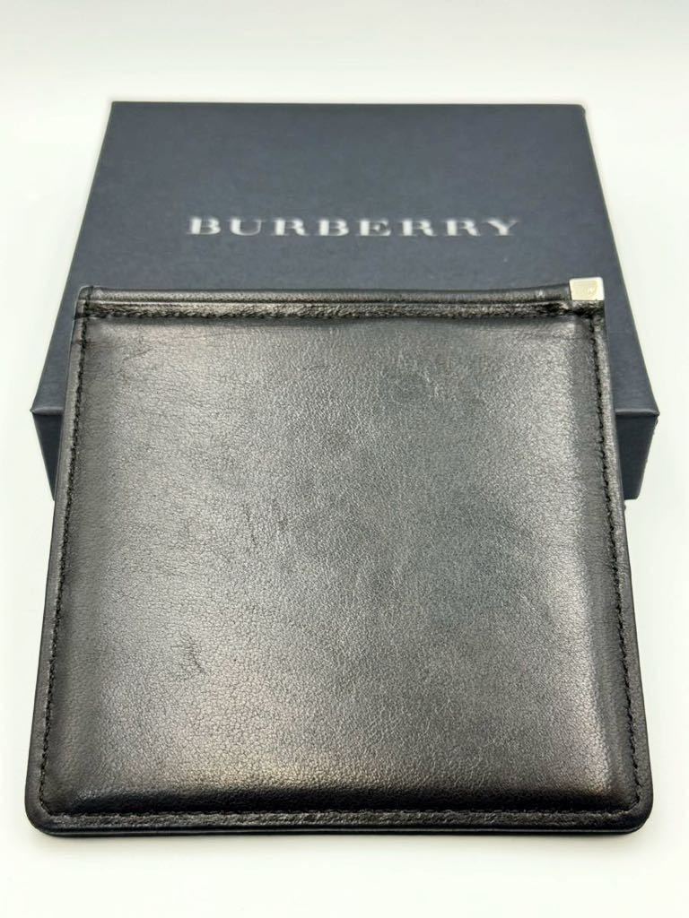 未使用品　バーバリー　マネークリップ　ブラック　レザー　メンズ　レディース　二つ折り財布　カードケース　札入れ_画像3