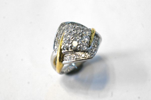 ○新品同様 イエローゴールド K18 プラチナ Pt850 ダイヤ 1.10ct 指輪 リング 12.2g R0071_画像3