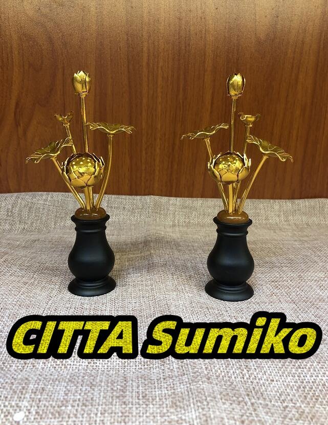 密教法具 寺院仏具」極上品 金剛三鈷杵 仏具 真鍮製 磨き仕上げ 密教法具 寺院仏具」極上品 金剛三鈷杵 仏具 真鍮製 磨き仕上げ