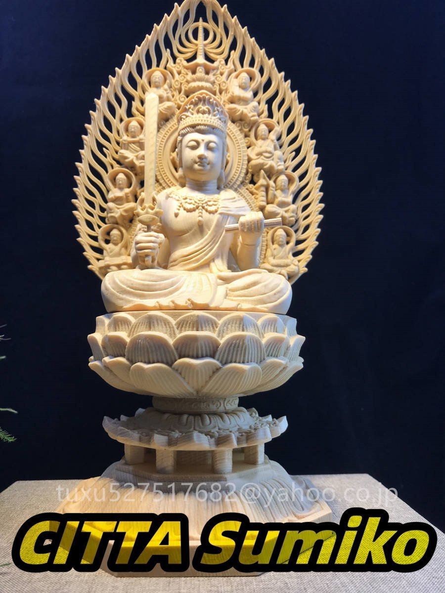 新作 仏教工芸品　仏教美術　木彫仏教　精密彫刻 仏師で仕上げ品 珍品 文殊菩薩 総檜木材 高さ29cm_画像3