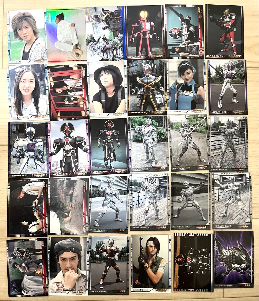 仮面ライダー555(ファイズ) カード 全30枚 おまけ付き|Yahoo 仮面ライダー555(ファイズ) カード 全30枚 おまけ付き|Yahoo