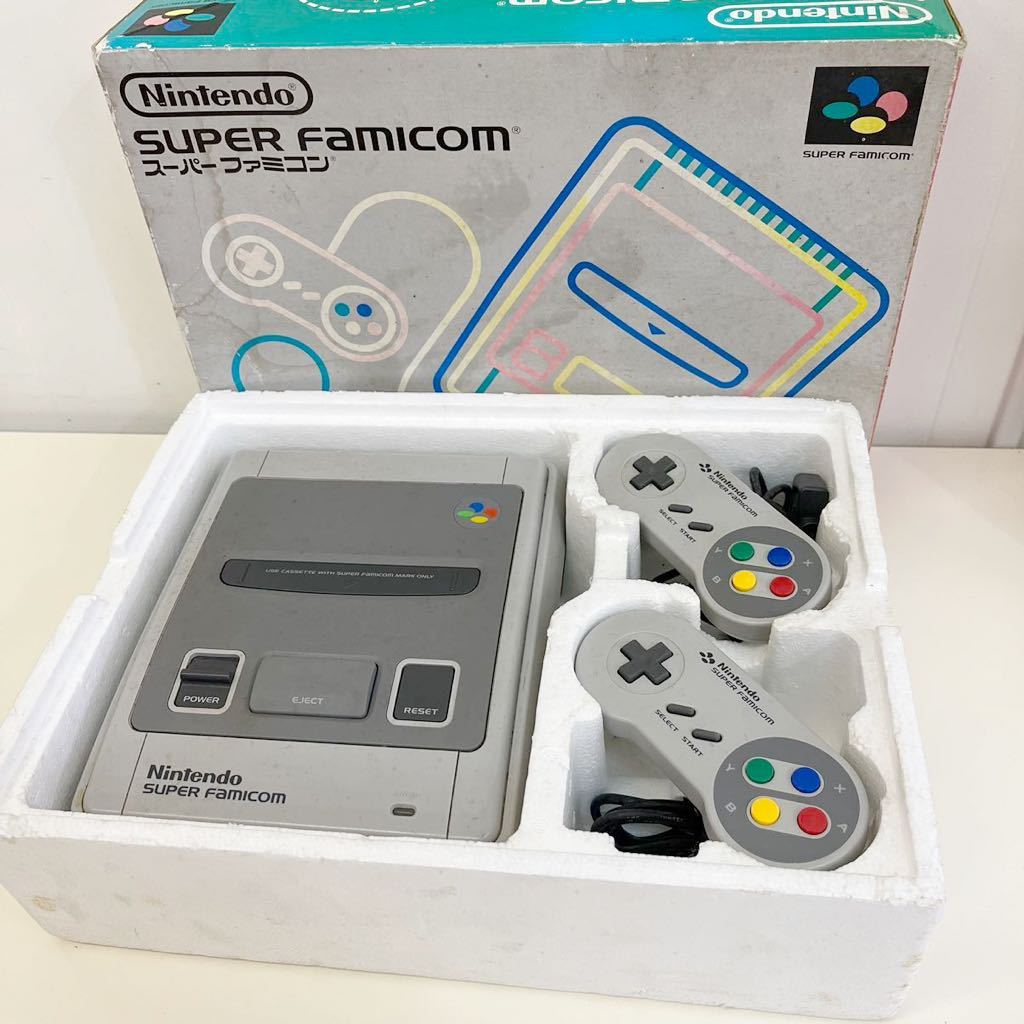 ■任天堂■スーパーファミコン SHVC-JPN 本体 SHVC‐001 コントローラ 2個 SHVC‐005 ACアダプタ AVケーブル 箱付き 動作確認済み_画像2