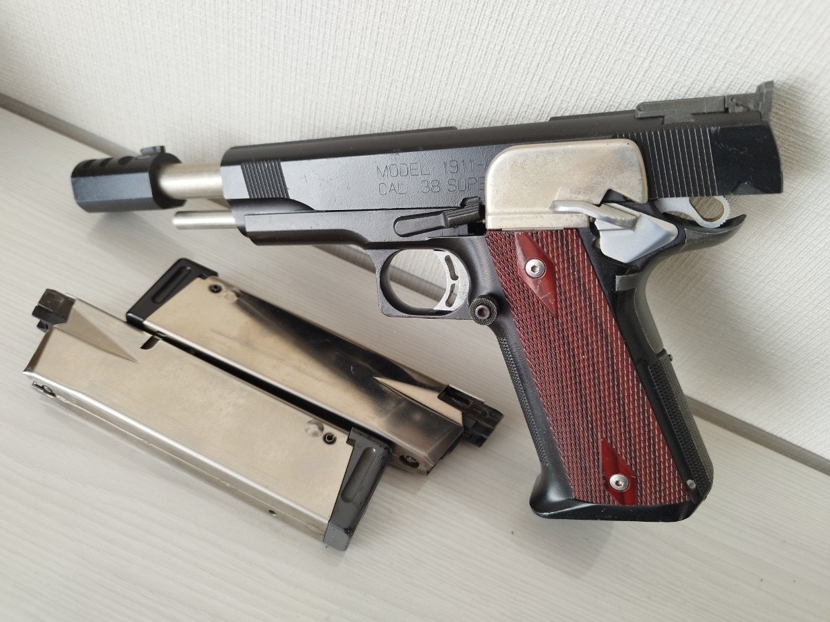 MGC スプリングフィールド カスタム 1911 .38 SUPER ガスブローバック　CASPIAN ARMS LTD刻印 マガジン2本付き_画像4