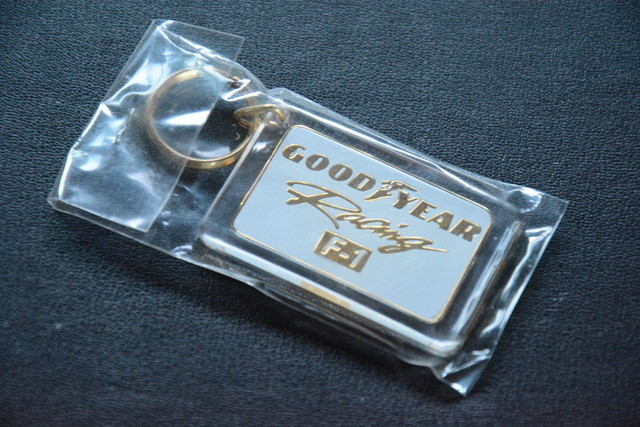 古いキーホルダー GOOD YEAR Racing F-1 検索用語→Aレター50g10内昭和レトロビンテージグッドイヤーレーシング_画像4