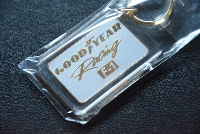 古いキーホルダー GOOD YEAR Racing F-1 検索用語→Aレター50g10内昭和レトロビンテージグッドイヤーレーシング_画像3