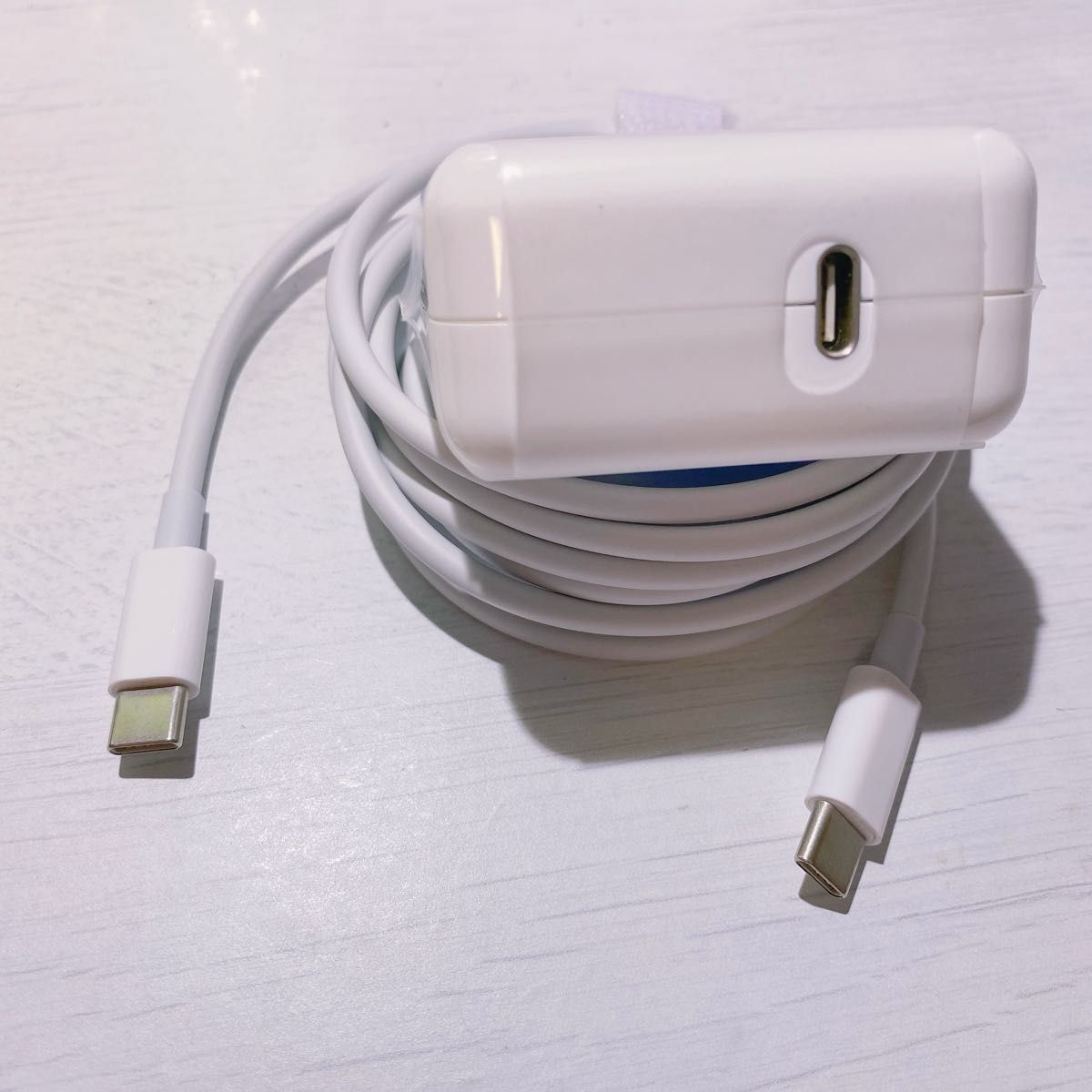 新品Type-C 29W MacBook Air 電源互換 充電器 ACアダプター(USB-C充電ケーブルあり2メートル)