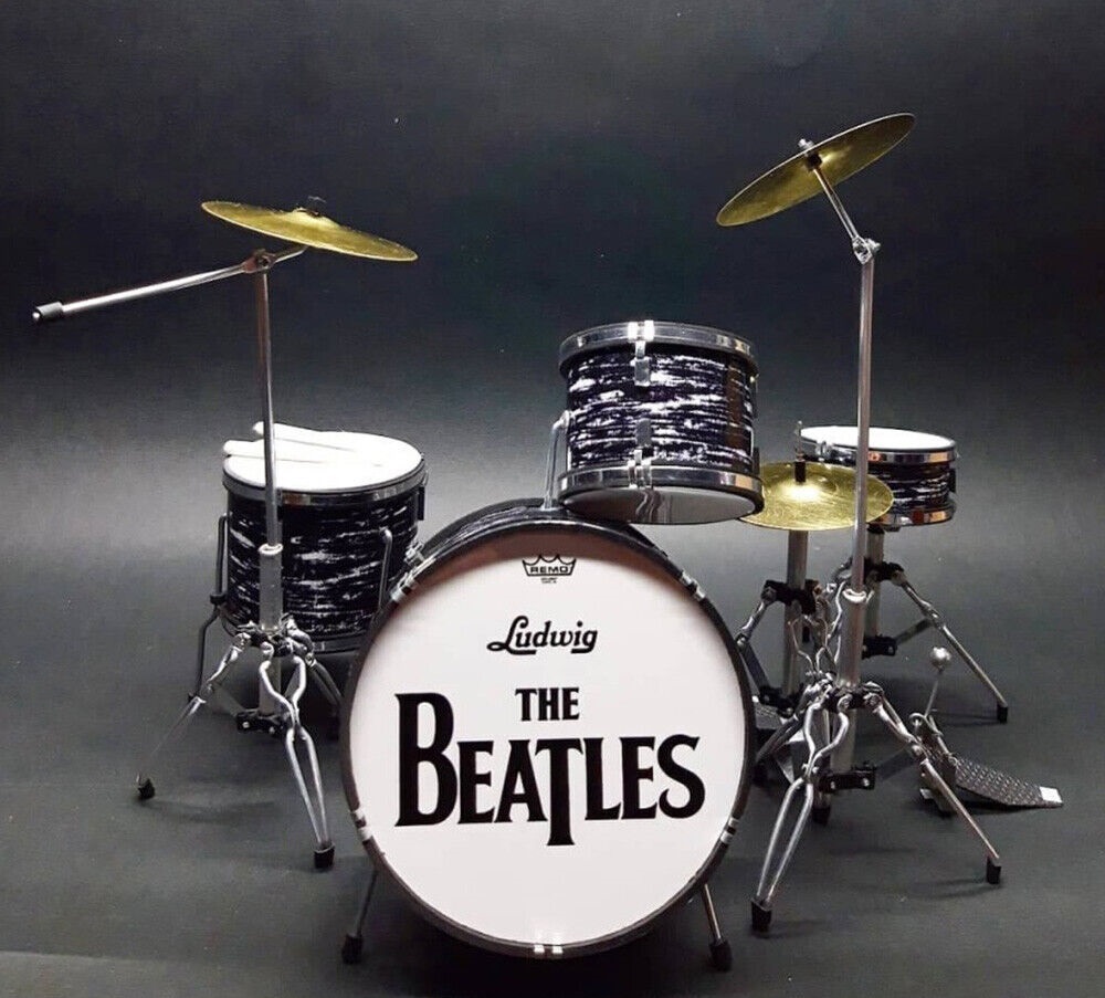 The Beatlesビートルズミニチュアドラムセットミニ楽器の画像1