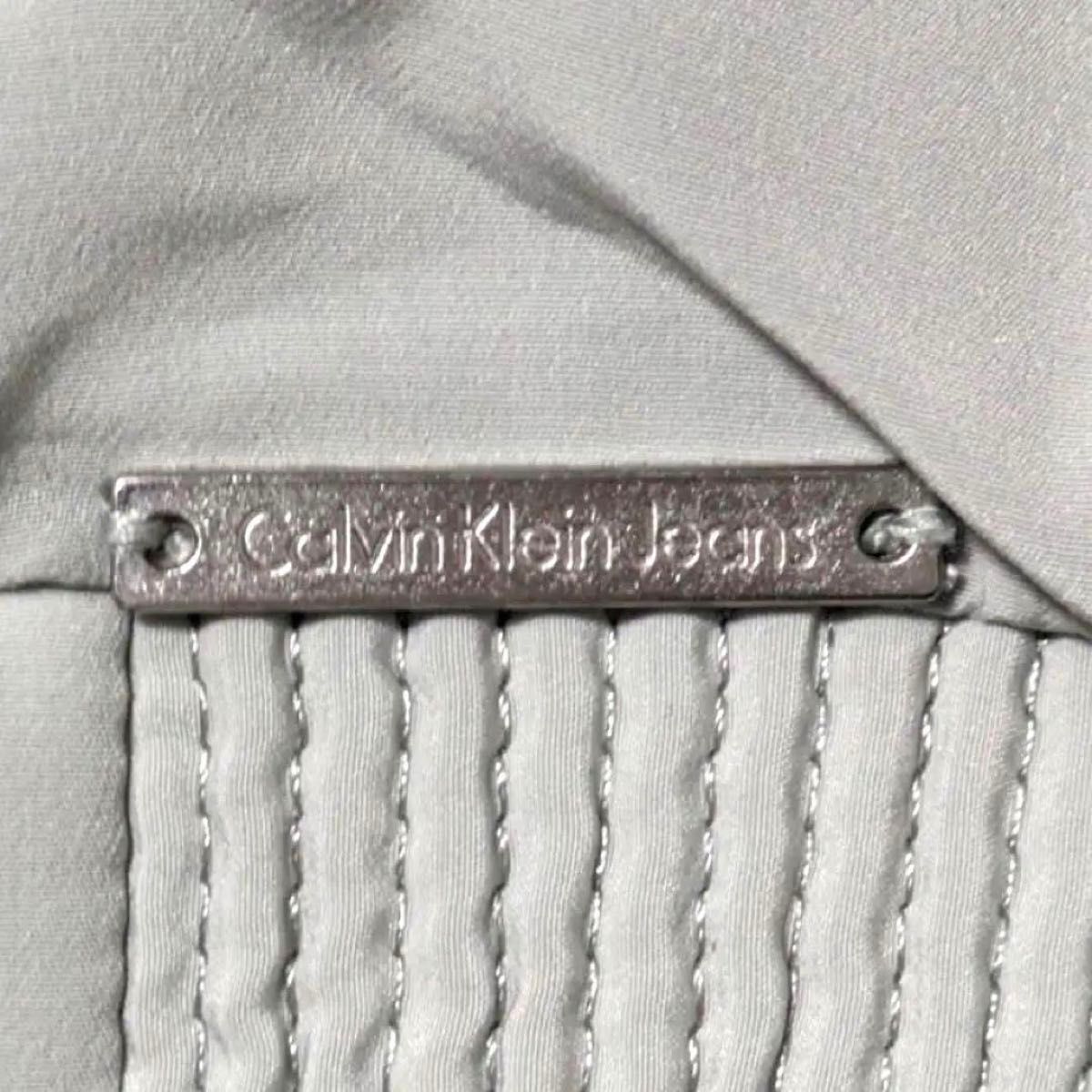 Calvin Klein Jeans グリーングレー ブルゾン カルバンクライン ナイロンジャケット ジップアップ