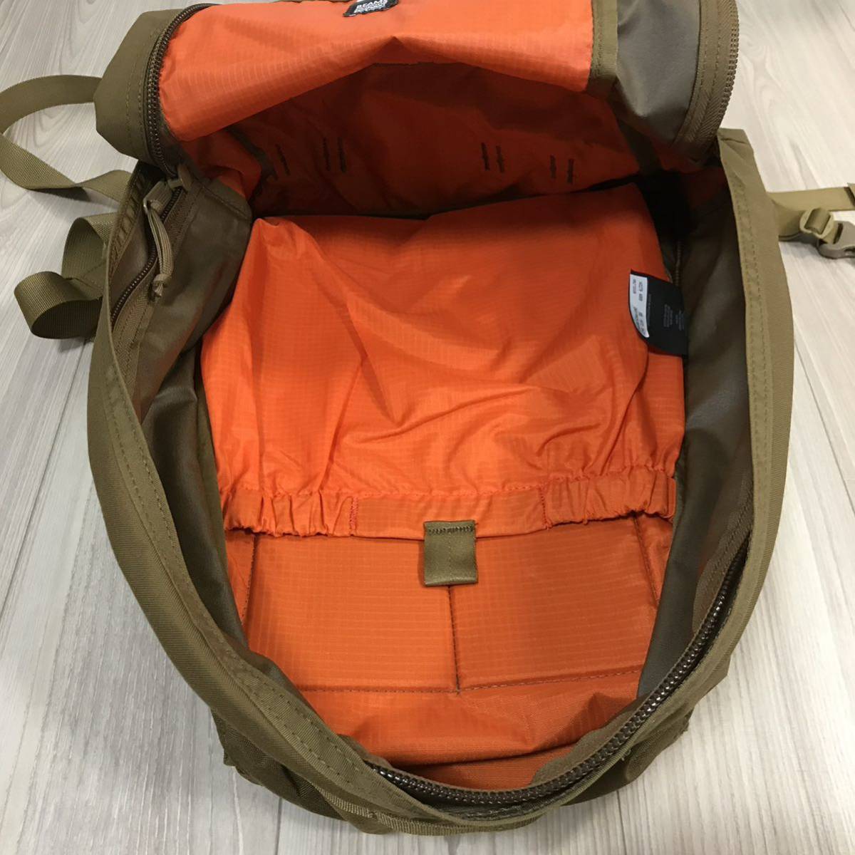 GREGORY BEAMS CLASSIC DAY PACK COYOT BRWN BOYグレゴリー GREGORY BEAMS CLASSIC DAY PACK COYOT BRWN BOYグレゴリー