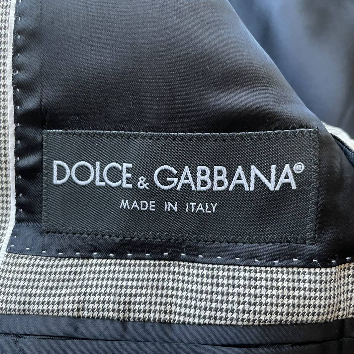 ドルチェ&ガッバーナ【イタリア紳士の風格】DOLCE＆GABBANA テーラードジャケット 千鳥格子柄 チェック柄 Mサイズ相当 グレー系 拝みボタン_画像8