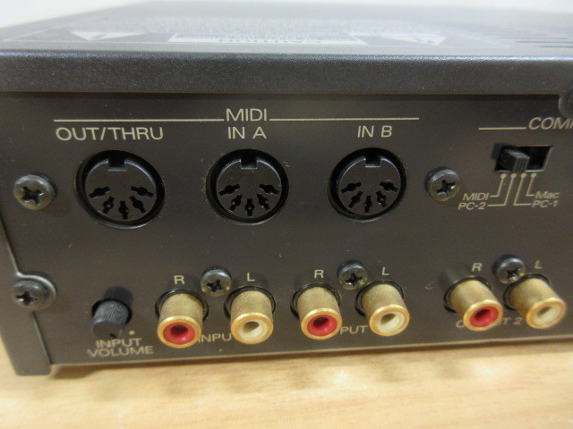 1B3-2「Roland DTM-88PA 音源モジュール」SOUND CANVAS SC-88 pro ローランド 通電確認済み ジャンク _画像5