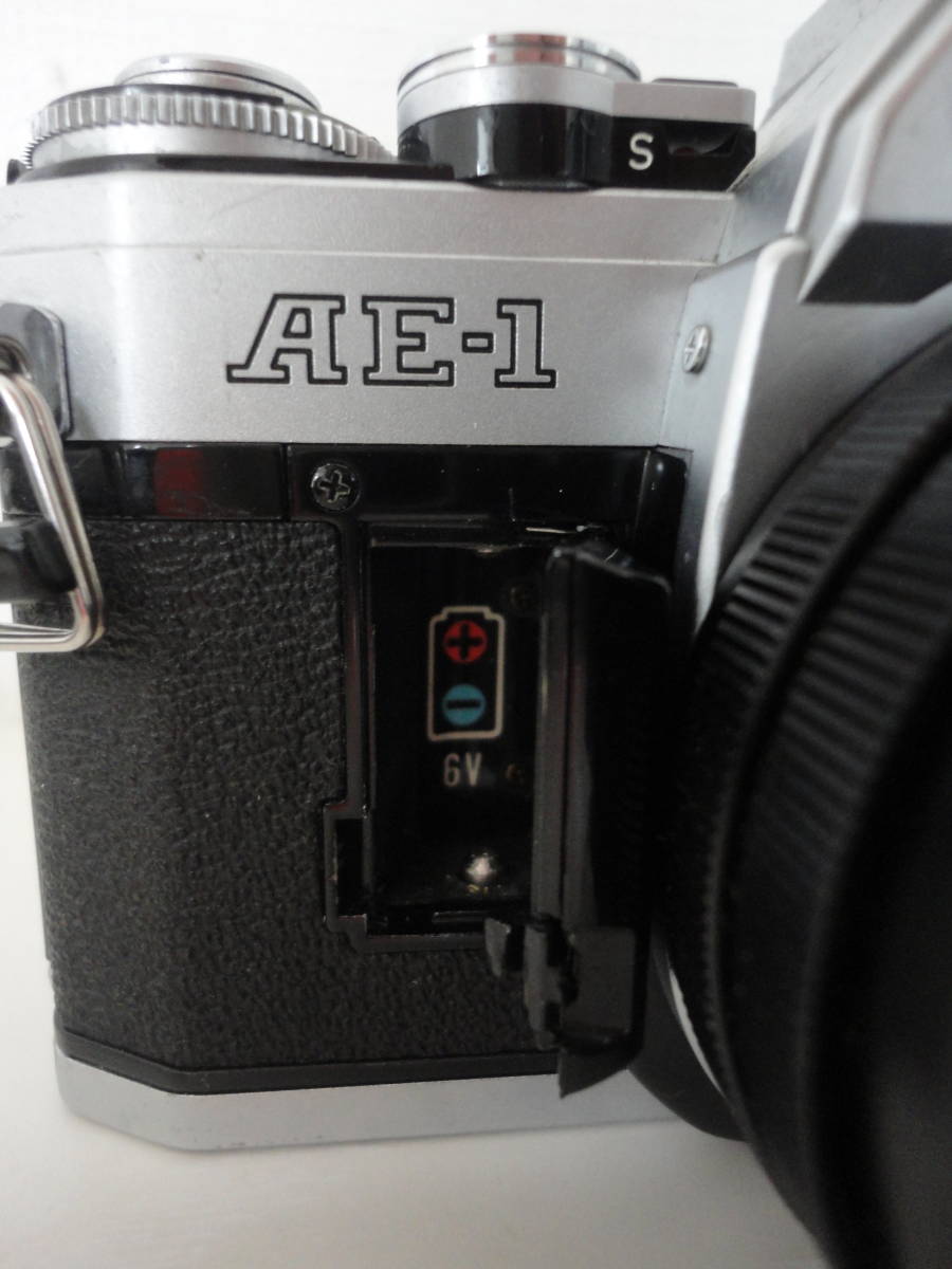 レトロ Canon キャノン AE-1 一眼レフ 28mm 2.8フィルムカメラ レンズセット 現状品_画像5