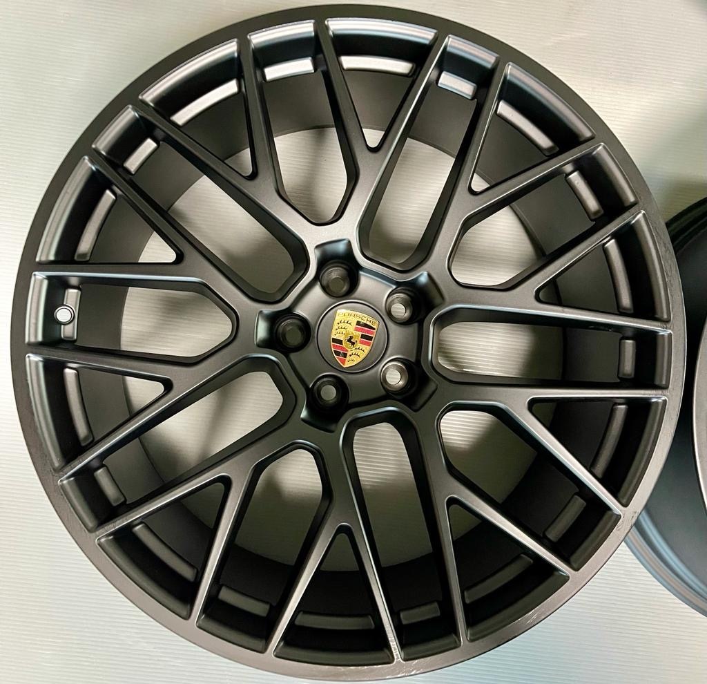 ★送料無料★ ポルシェ マカン ブラック RS Spider 95B 21インチ4本セット Porsche Macan _画像4