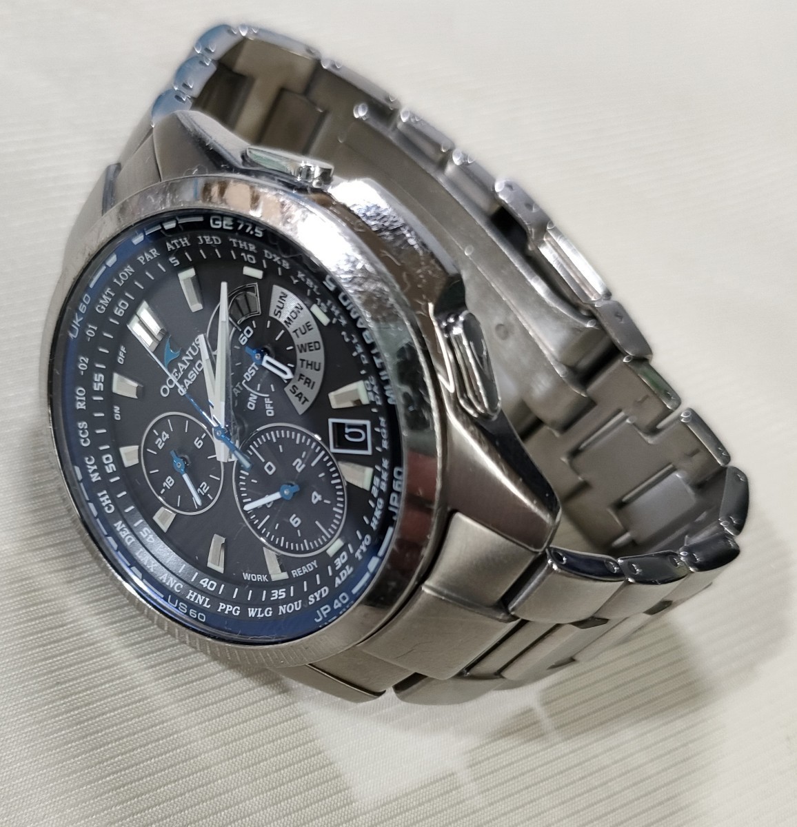人気を誇る 稼働品 CASIO OCEANUS 定価77 000円 電波ソーラー腕時計 OCW OCEANUS