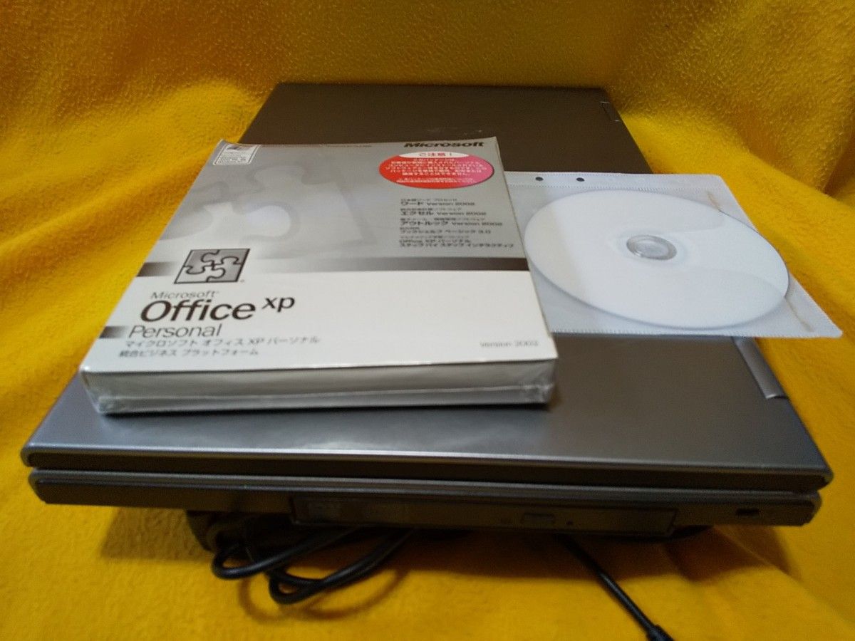 希少品　Dynabook satellite K17 WindowsXP SP3 Office リカバリアリア　バッテリーOK