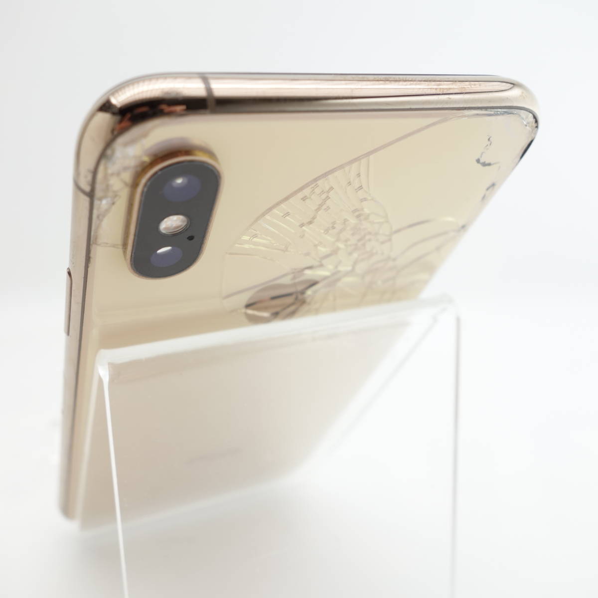 【ジャンク】iPhoneXS 256GB ゴールド docomo版SIMロック解除品 背面割れ カメラ黒点 部品取り用_画像8