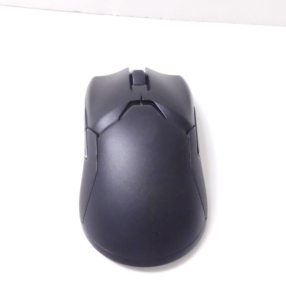 美品 RAZER レイザー RC30-030501 VIPER ULTIMATE ゲーミングマウス ブラック 有線 ワイヤレス PC周辺機器 HY551C_画像2