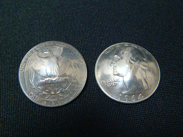 本物アメリカ、ワシントン25セント銀貨コンチョ、即決　1個_画像1