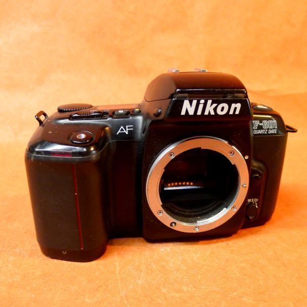 a054 フィルムカメラ ジャンク 4点 MINOLTA X-7/Nikon F-601/Canon FP/Nikomat/80の画像2