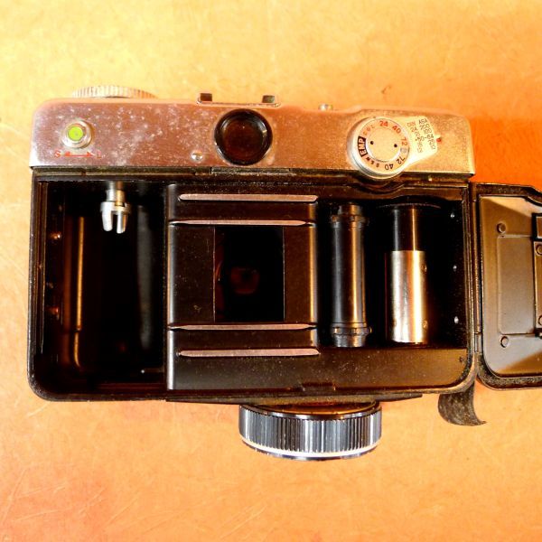 a268 ジャンク FUJICA Drive ハーフカメラ 1:2.8 f=2.8cm サイズ:幅約11.5cm 高さ約9.5cm 奥行約4.5cm/60_画像8