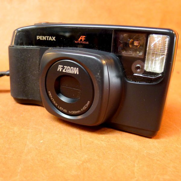 a266 ジャンク PENTAX ZOOM 60 コンパクトフィルムカメラ ソフトケース付 サイズ:幅約13.5cm 高さ約7cm 奥行約6cm/60_画像3