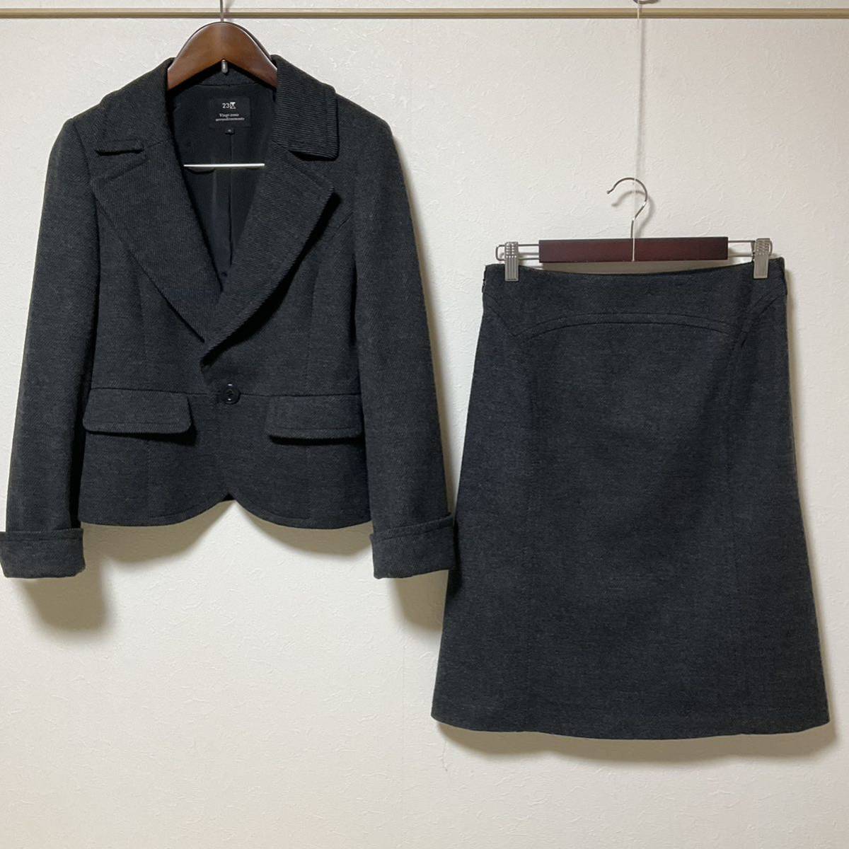 【極美品】23区　スカートスーツ 40 毛100　冬　暖か　セレモニー　グレー　ビジネス