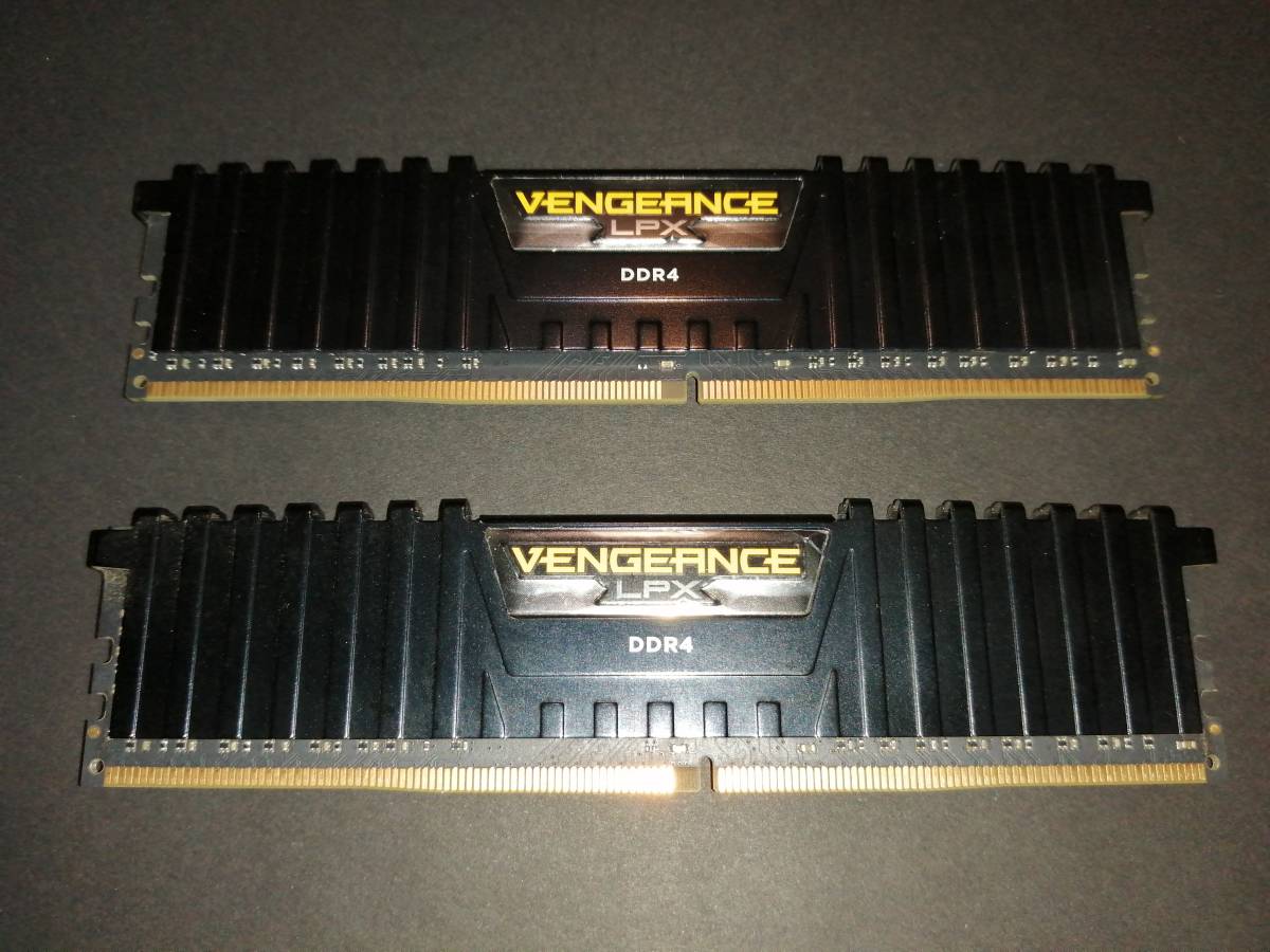 Corsair VENGEANCE LPX DDR4 3200MHz 16GB（2×8GB）CMK16GX4M2B3200C16【付属品全有 ワンオーナー中古良品①】_画像8