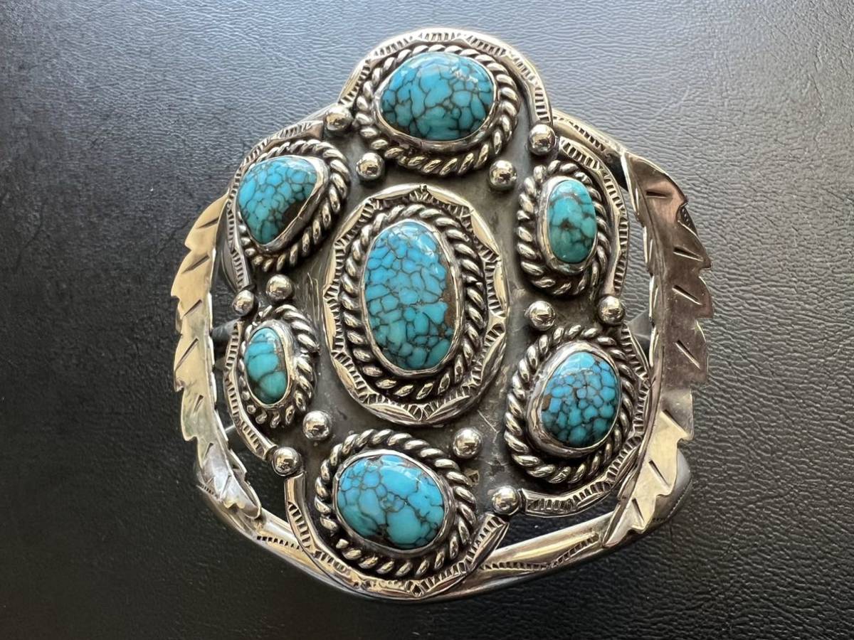 NAVAJO【OLD PAWN】1960~70's ネバダブルー ターコイズ NAVAJO【OLD PAWN】1960~70's ネバダブルー ターコイズ